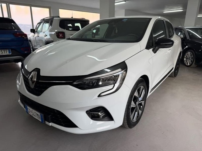 "Clio V 2019 1.5 blue dci Evolution 100cv"