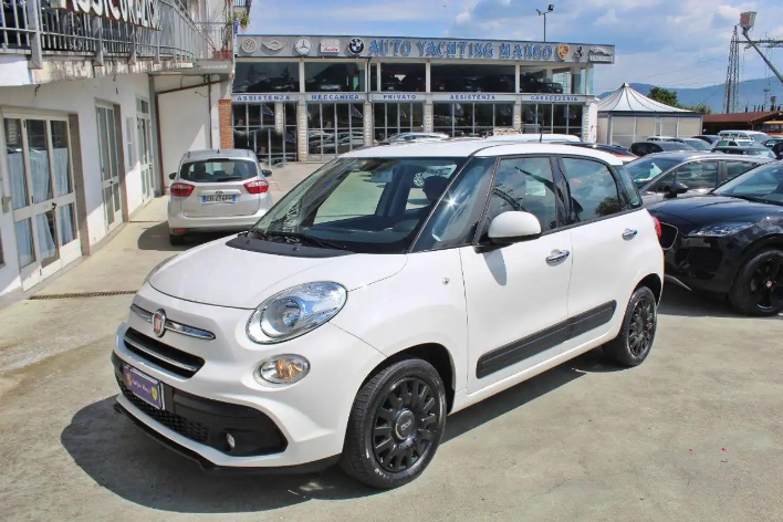 "Fiat 500L 1.3 MJT 95 CV Mirror"