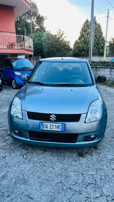 "Suzuki Swift 1.3 DDIS 2006"