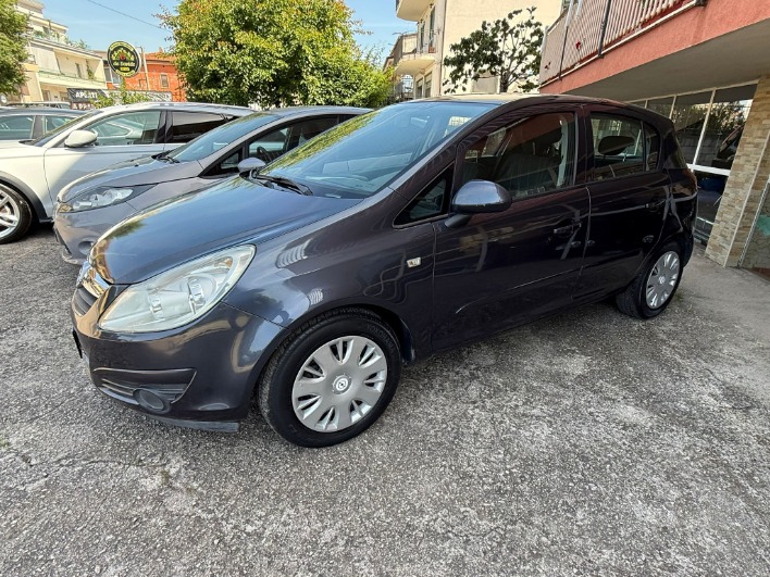 "Opel corsa 1.3 CDTI 2007"