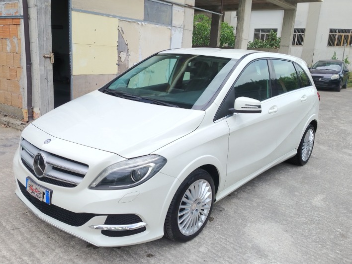"Mercedes classe b200 CNG PREMIUM"