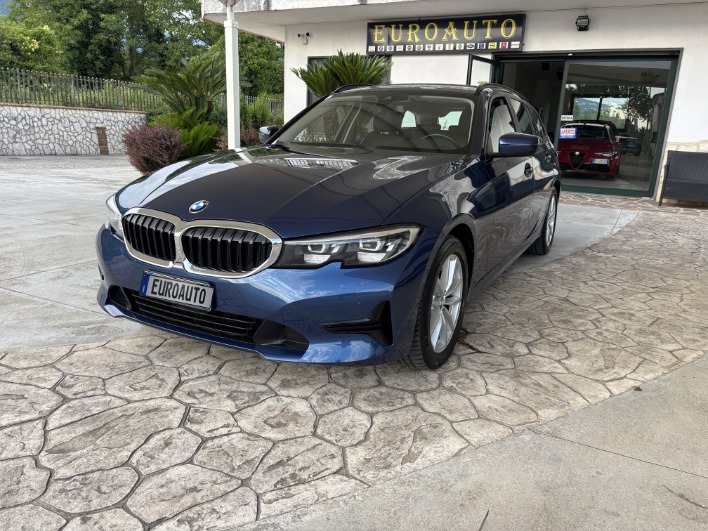 "Bmw 320d 48V Touring Business Advantage - 2021"