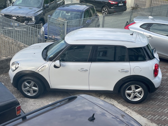 "Mini cooper countryman"