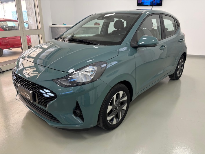 "Hyundai i10 III 2025 1.0 mpi Connectline 63cv"