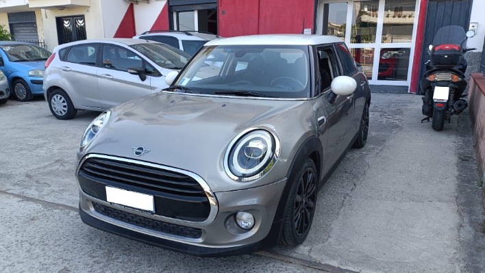 "MINI COOPER 1.5 D HYPE AUTOM"