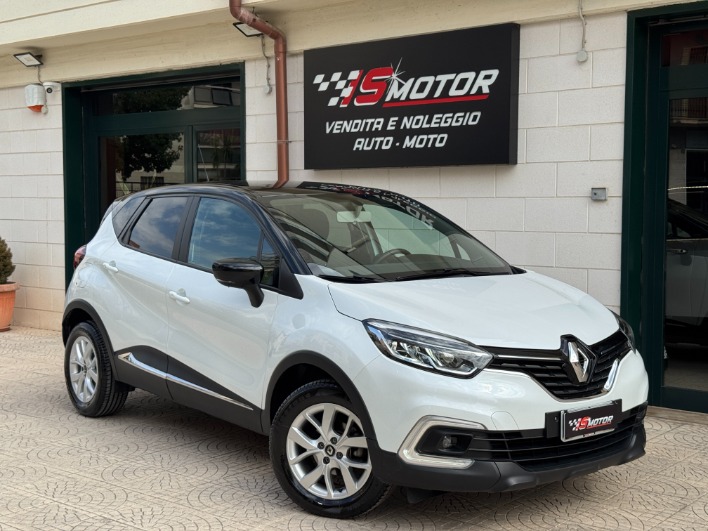 "RENAULT CAPTUR 0.9 TCE SPORT EDITION 90 CV"