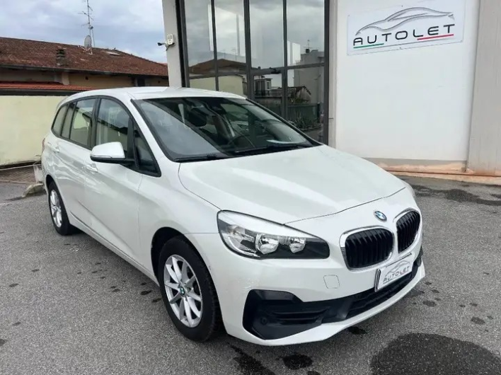 "BMW 216 216d 5p.ti"