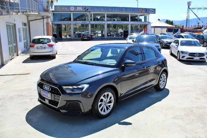 "Audi A1 SPB 25 TFSI Advanced"