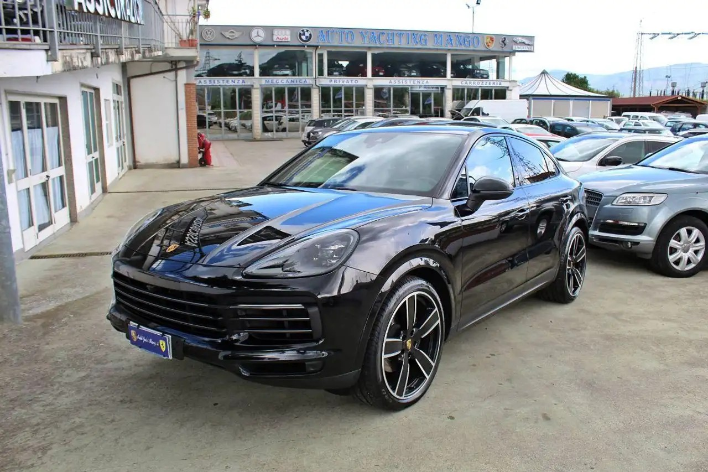 "Porsche Cayenne Coup\u00e8 3.0 V6"