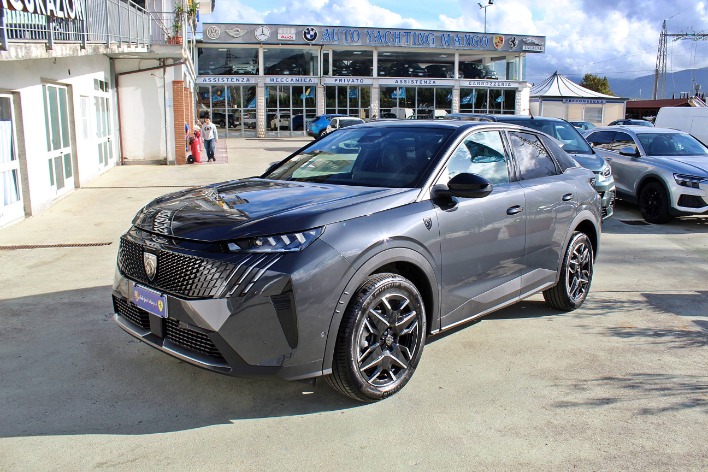 "PEUGEOT 3008 Hybrid 145 e-DCS6 GT"