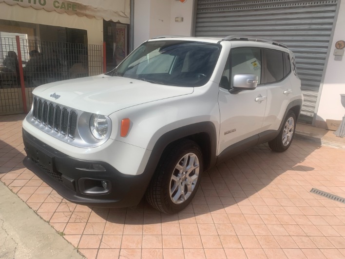 "venduta" Renegade 1.6 MJ 120CV Limited - immagine 5