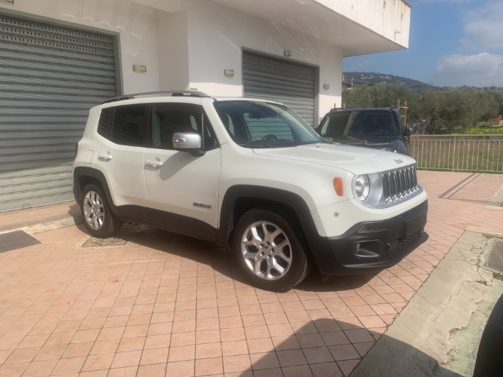 "venduta" Renegade 1.6 MJ 120CV Limited - immagine 3