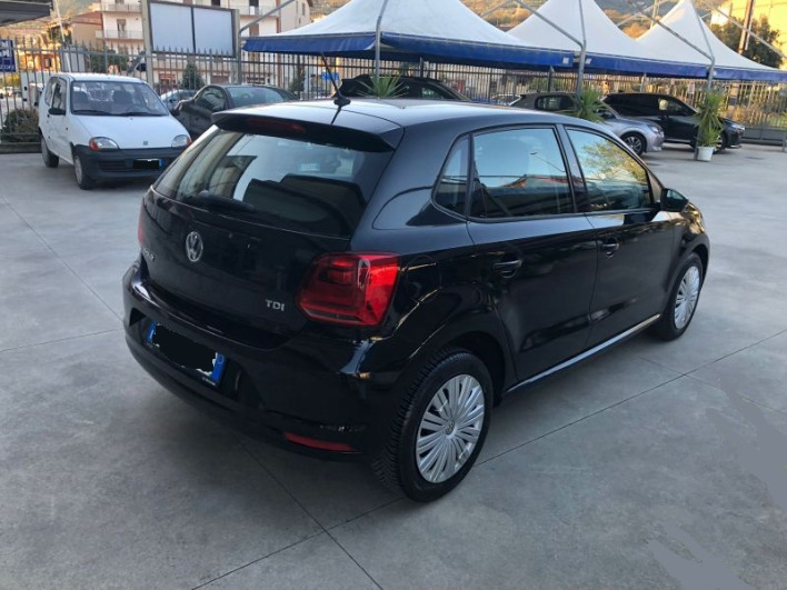 Volkswagen Polo 1.4TDi 75cv anno 2015 - immagine 4