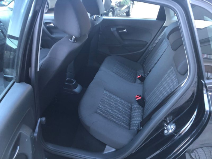 Volkswagen Polo 1.4TDi 75cv anno 2015 - immagine 7