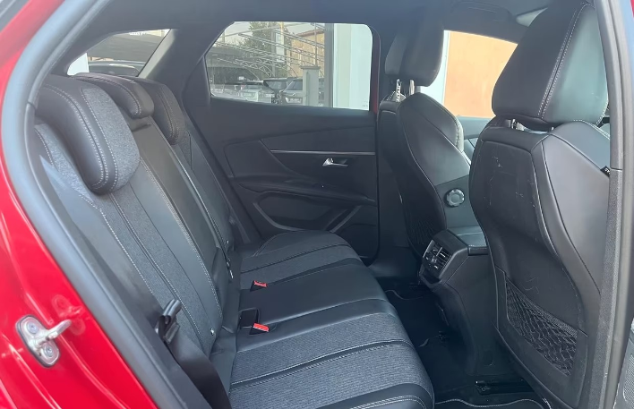 Peugeot 3008 BlueHDi 120 S&S EAT6 GT Line - immagine 2