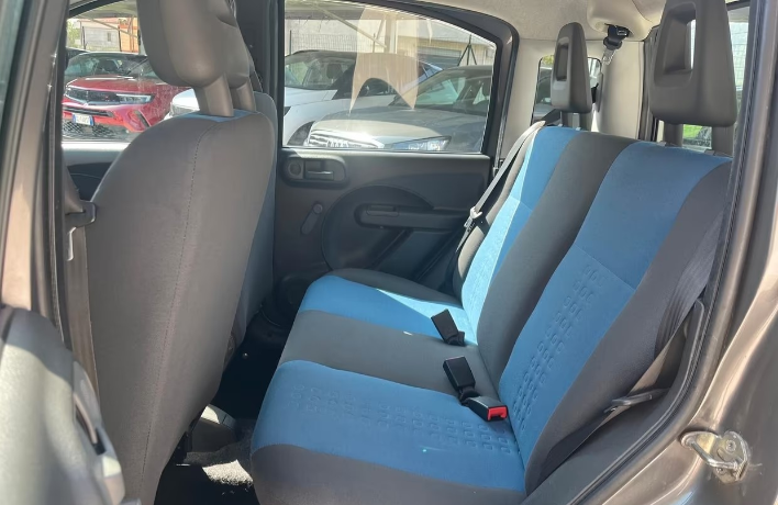 Fiat Panda 1.3 MJT DPF Van Active 2 posti - immagine 5