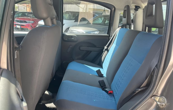 Fiat Panda 1.3 MJT DPF Van Active 2 posti - immagine 6