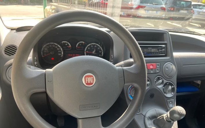 Fiat Panda 1.3 MJT DPF Van Active 2 posti - immagine 7