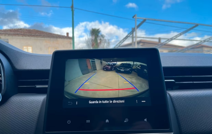 Renault Clio TCe 100 CV GPL 5 porte Business - immagine 1