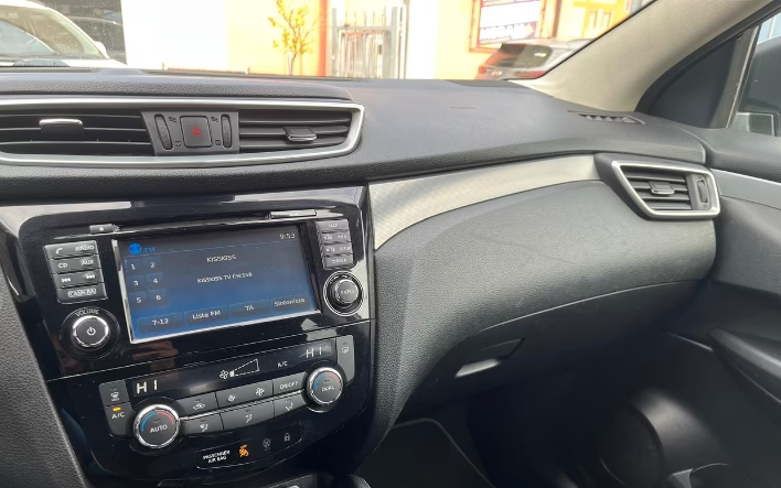 Nissan Qashqai 1.5 dCi Tekna - immagine 7