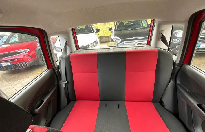 Fiat Panda 1.3 MJT 16V 4x4 Climbing - immagine 8