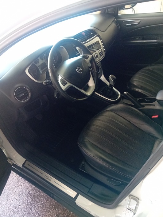 Lancia delta 1.4 T-jet GPL - immagine 8