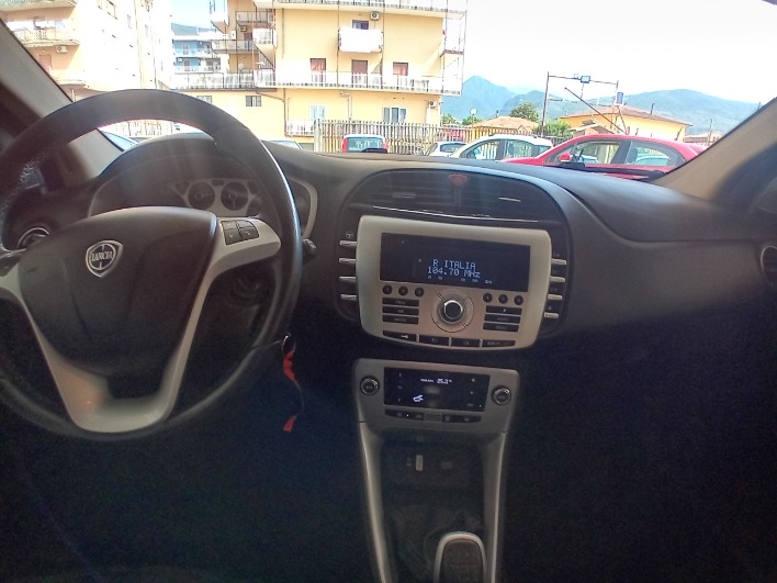 Lancia delta 1.4 T-jet GPL - immagine 4