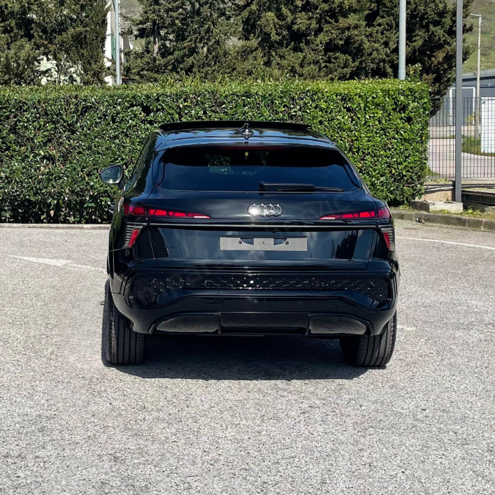 Audi Q3 Sportback 2.0 TDI S line edition S tronic 110KW/150CV - immagine 4