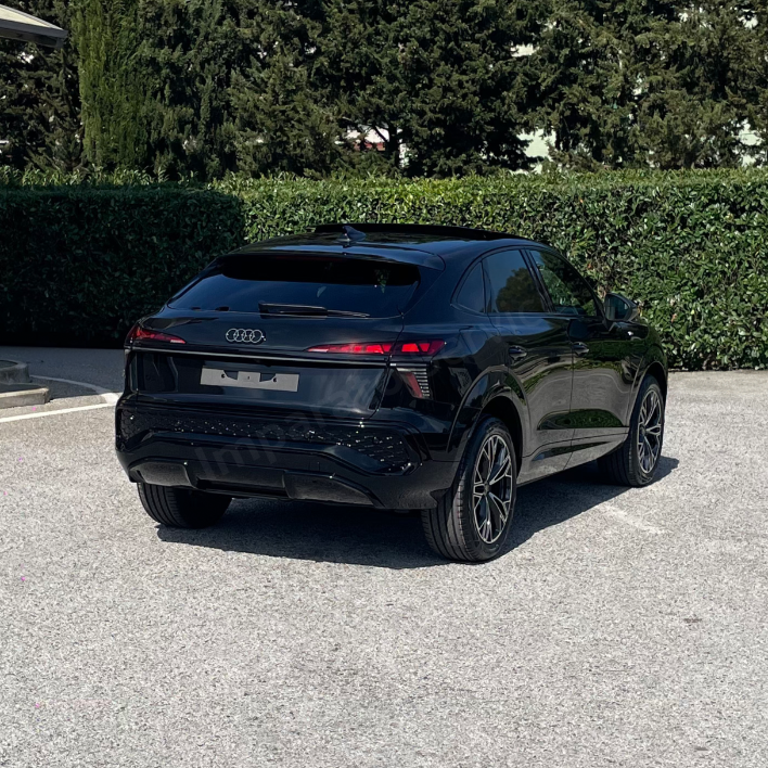 Audi Q3 Sportback 2.0 TDI S line edition S tronic 110KW/150CV - immagine 5