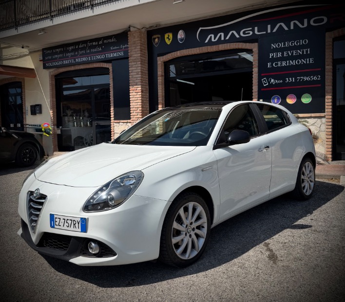 Alfa Romeo Giulietta 1.6 JTDM Distinctive - immagine 1