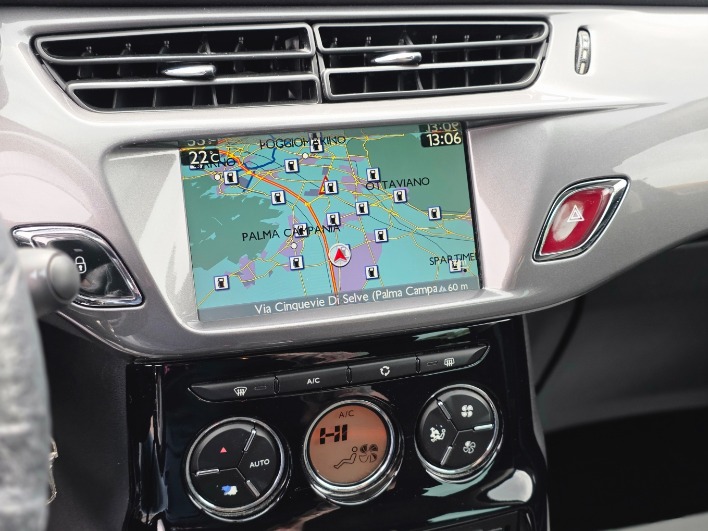 CITROEN C3 1.0 68CV BENZ NAV SENS FULL - 2015 - immagine 12