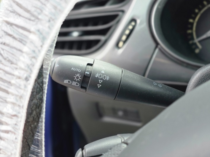 CITROEN C3 1.0 68CV BENZ NAV SENS FULL - 2015 - immagine 15