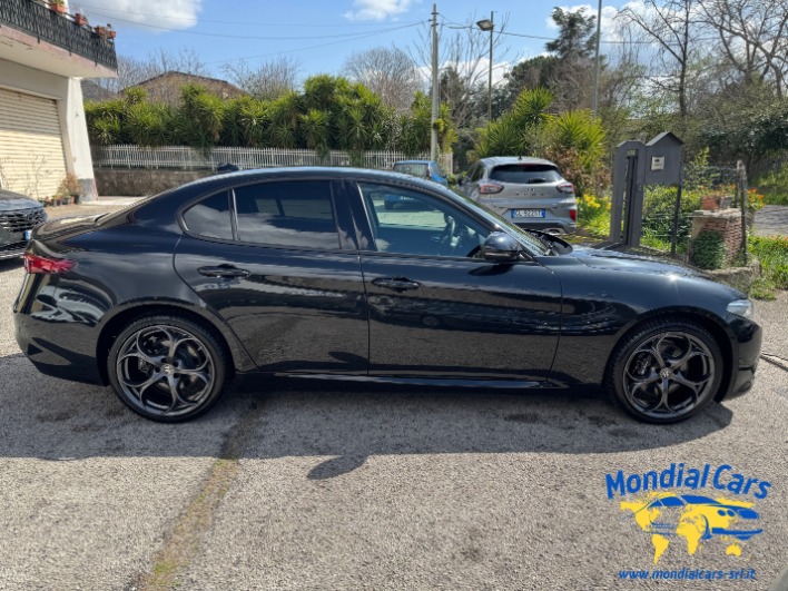 Alfa Romeo Giulia 12/2021 2.2 t Veloce Q4 210 cv auto - immagine 4