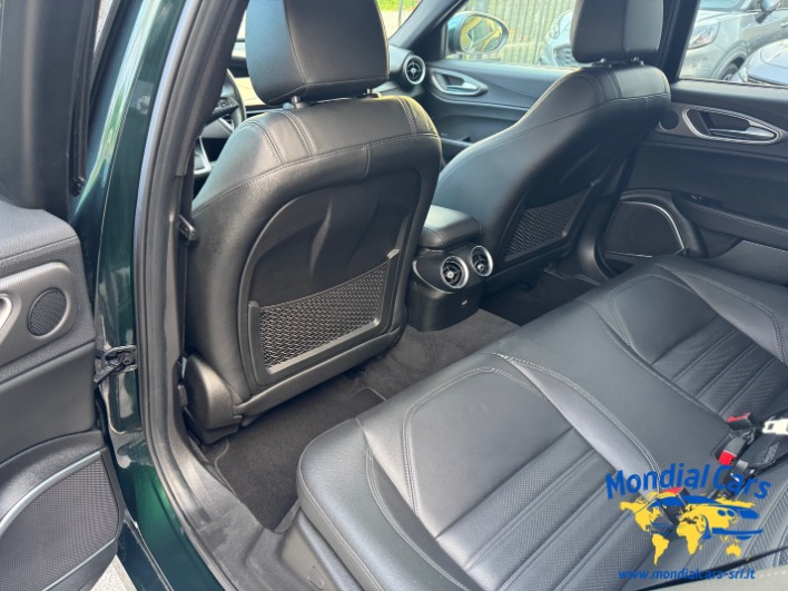 Alfa Romeo Giulia Giulia 2021 2.2 t Veloce Q4 210 cv auto - immagine 11