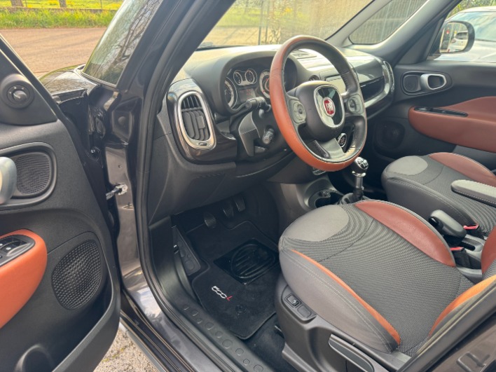 Fiat 500L 2016 1.6 mjt Trekking 120cv Euro 6 - immagine 9