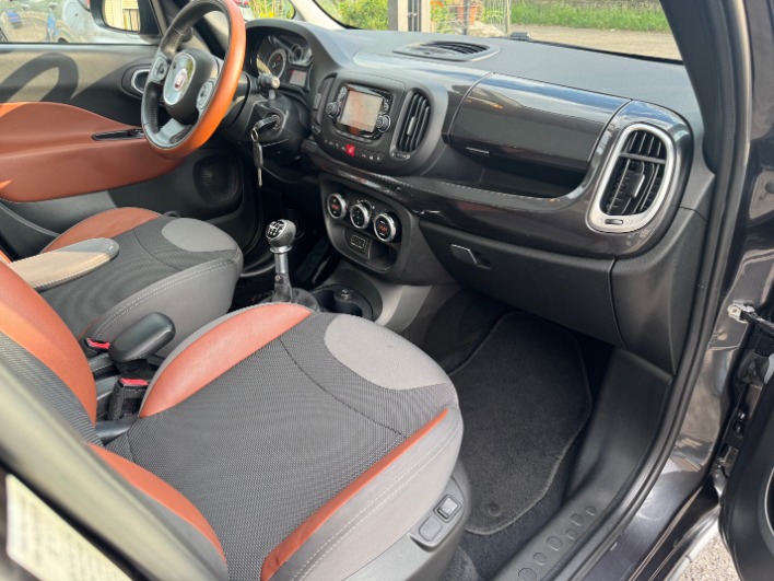 Fiat 500L 2016 1.6 mjt Trekking 120cv Euro 6 - immagine 11