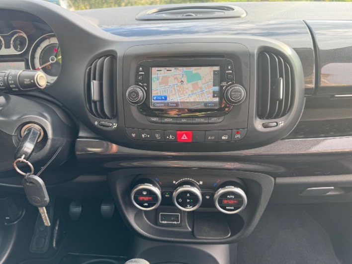 Fiat 500L 2016 1.6 mjt Trekking 120cv Euro 6 - immagine 12