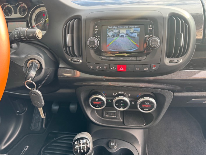 Fiat 500L 2016 1.6 mjt Trekking 120cv Euro 6 - immagine 13