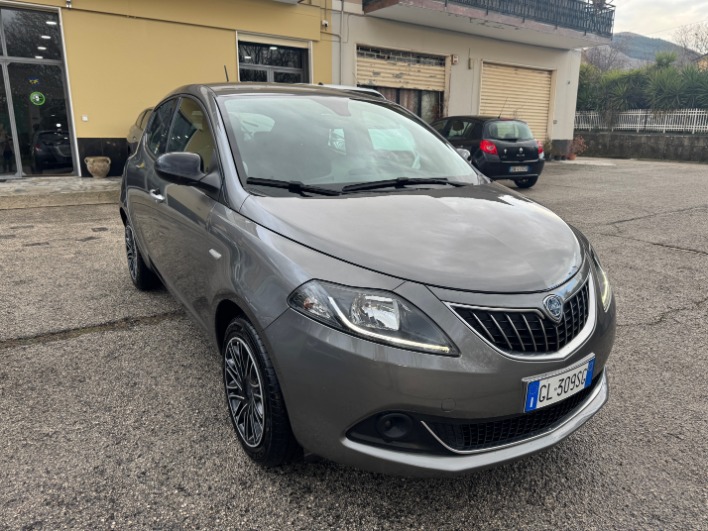 Lancia Ypsilon Ypsilon III 1.0 hybrid Silver -- PROMOZIONE -- - immagine 9