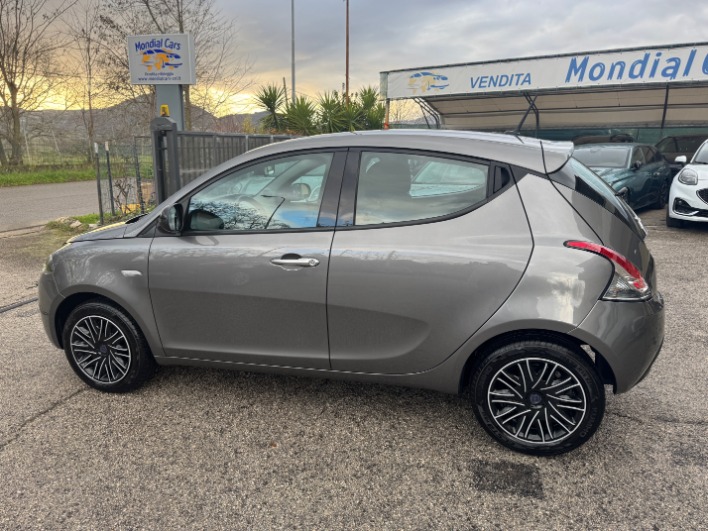 Lancia Ypsilon Ypsilon III 1.0 hybrid Silver -- PROMOZIONE -- - immagine 5