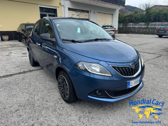 Lancia Ypsilon III 2021 1.0 firefly hybrid Gold s - immagine 3