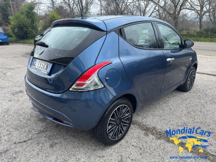 Lancia Ypsilon III 2021 1.0 firefly hybrid Gold s - immagine 5