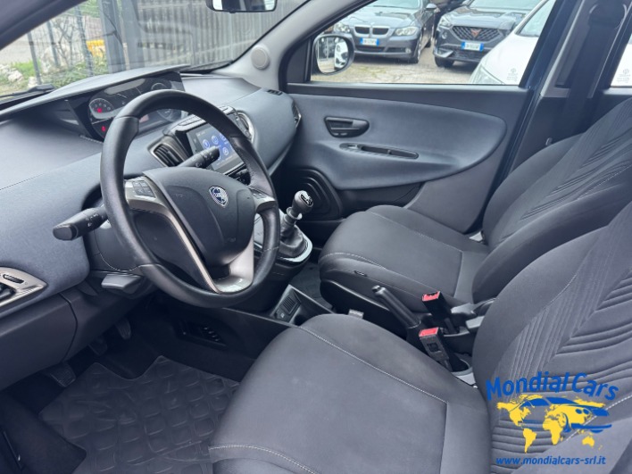 Lancia Ypsilon III 2021 1.0 firefly hybrid Gold s - immagine 10