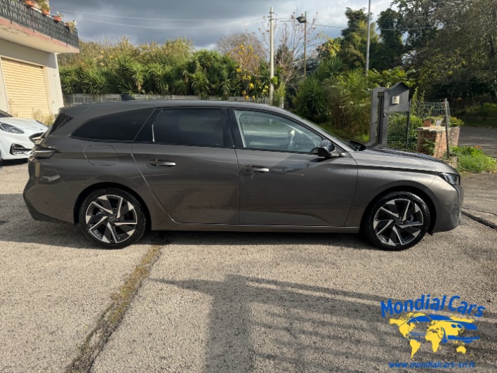 Peugeot 308 III 2022 SW SW 1.5 bluehdi Allure s - immagine 4