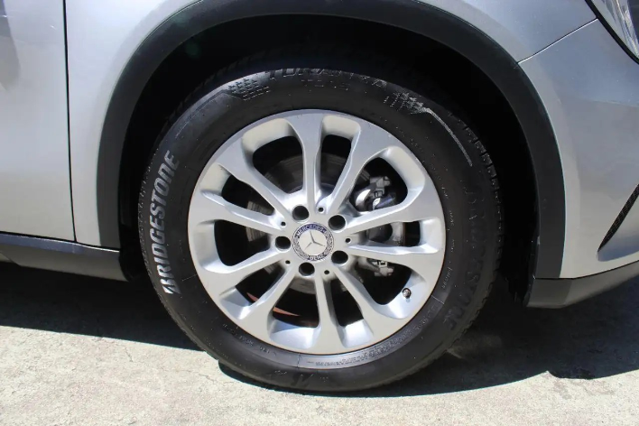 Mercedes-Benz GLA 180 d Premium - immagine 13