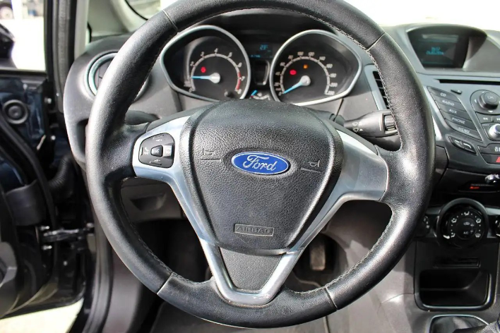 Ford Fiesta 1.4 5p. Bz. GPL Titanium - immagine 7