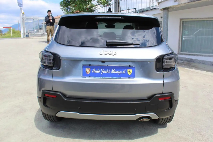 Jeep Avenger 1.2 Turbo 100 CV Summit - immagine 10