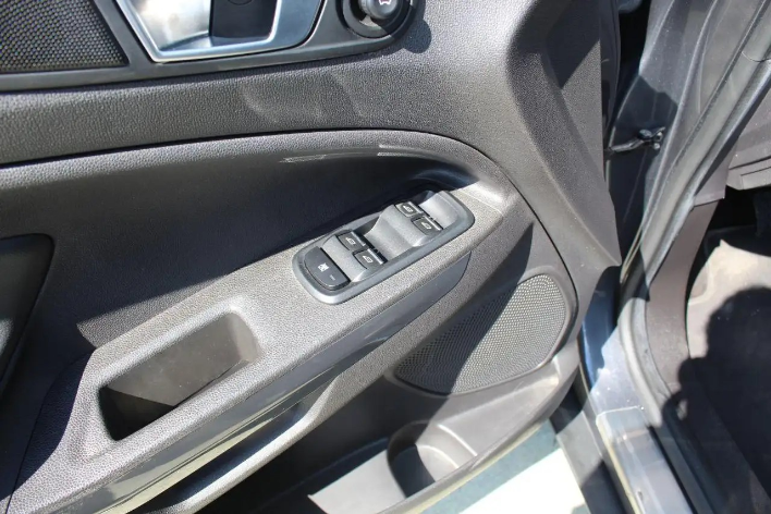 Ford EcoSport 1.0 EcoBoost 125 CV Titanium S - immagine 9