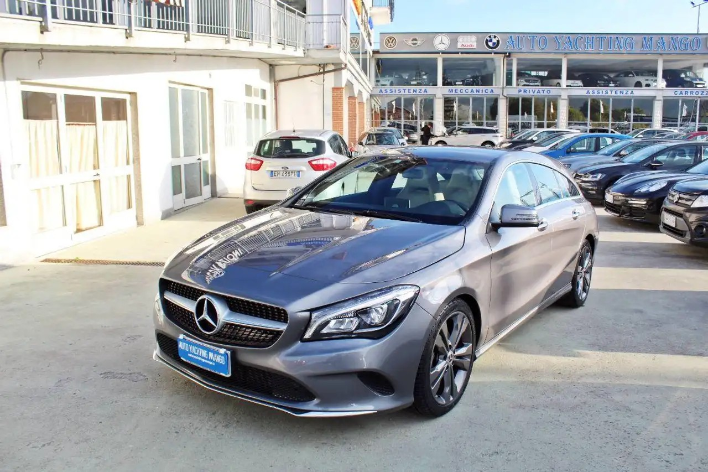 Mercedes-Benz CLA 200 d S.W. 4Matic Automatic Premium - immagine 3