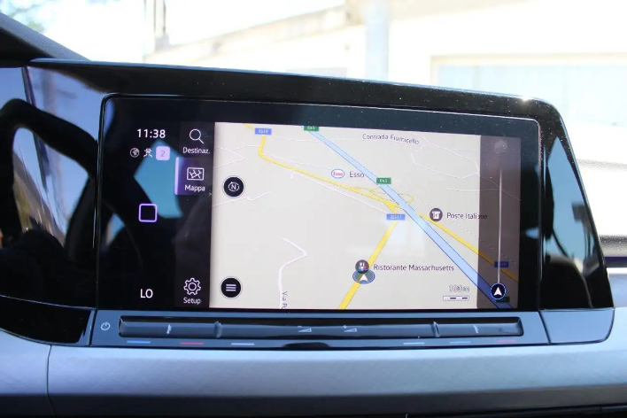 Volkswagen Golf VIII 1.0 etsi evo Life 110cv dsg - immagine 4